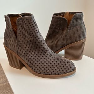 Soda Ankle Boots